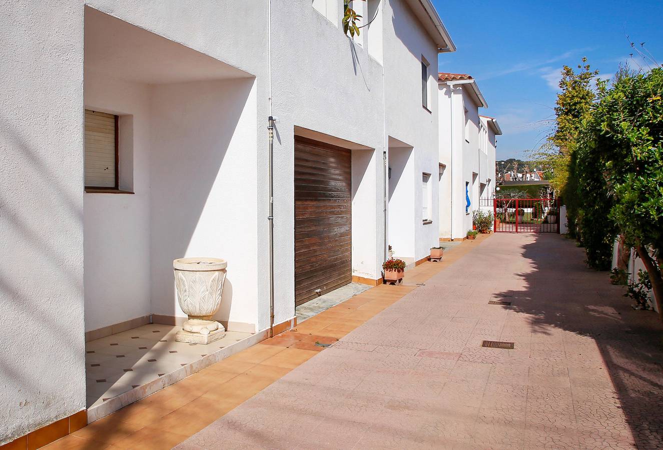At306 Via Hercúlea: House in Altafulla a few meters from the beach with private garden in Altafulla, Costa Dorada
