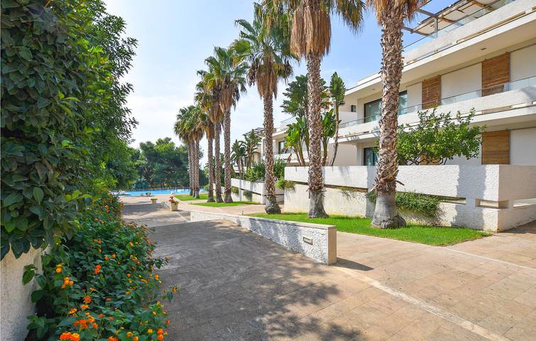 Casa vacanza per 6 persone, con Terrazza e Piscina a Marina di Ragusa