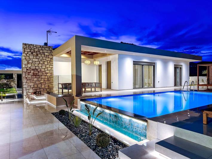 Ferienwohnung für 8 Personen, mit Balkon in Afantou