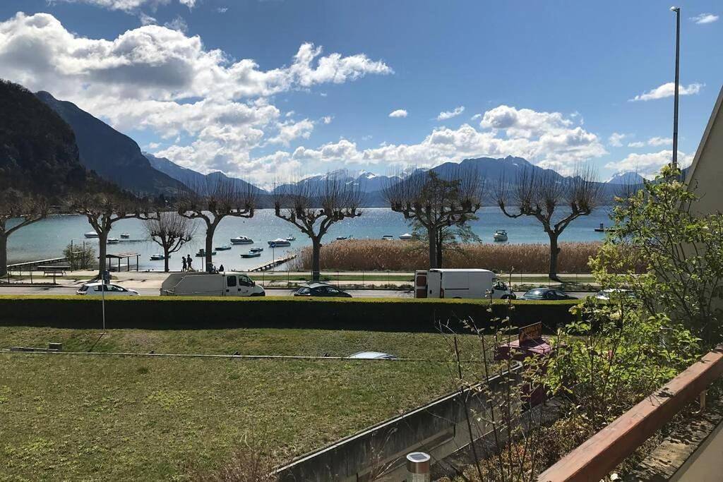 Appartement entier, Chez Jacques - terrasse avec vue lac et montagne in Annecy-le-Vieux, Annecy (commune)