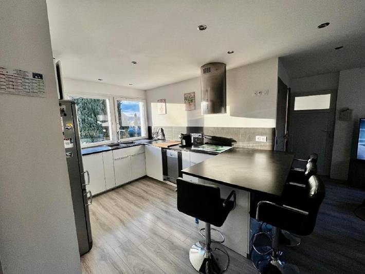 Gîte pour 6 personnes, avec vue et jardin à Saint-Chamas - 4