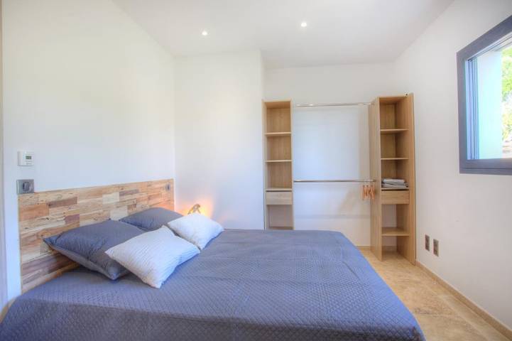 Location de vacances pour 8 personnes, avec jardin et terrasse à Pietracorbara - 3