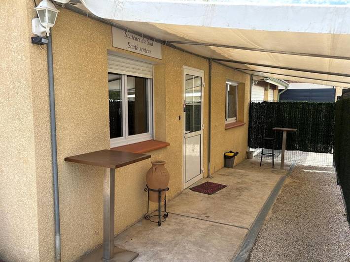 Location de vacances pour 7 personnes, avec terrasse à Nissan-lez-Enserune