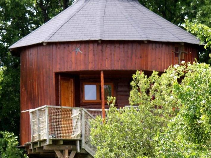 Location de vacances pour 4 personnes, avec piscine et terrasse, animaux acceptés à Dienné