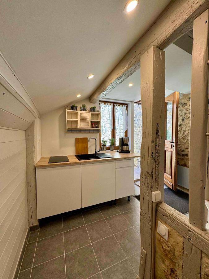 Gîte pour 4 personnes, avec terrasse ainsi que jardin et vue à Moret-sur-Loing - 3