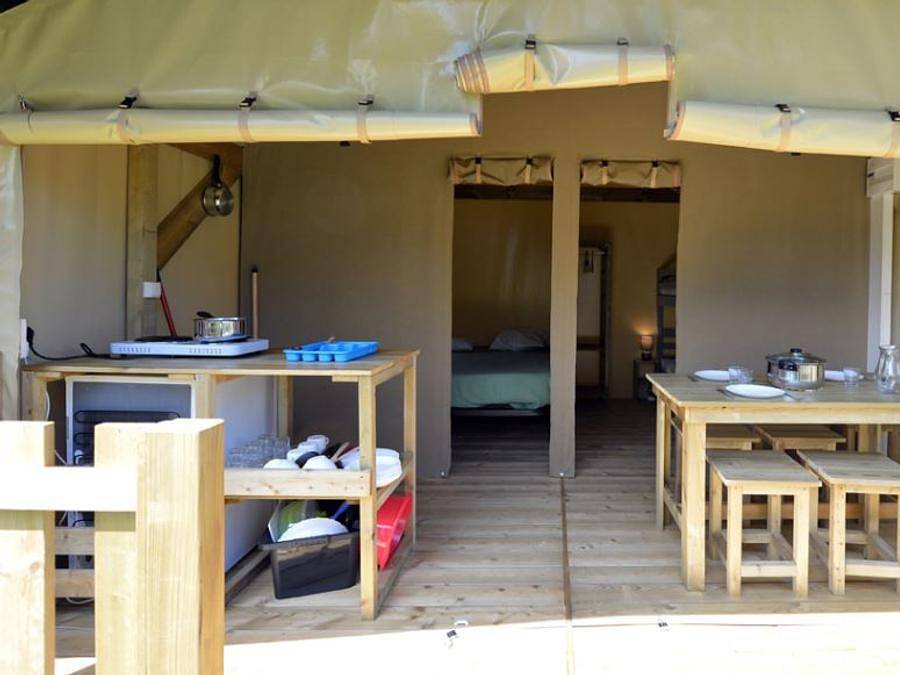 Camping Le Tindio - Glampingtent 4 personen in Arzon, Côte des Mégalithes