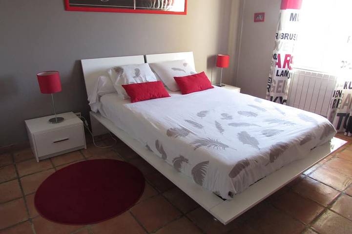 Location de vacances pour 6 personnes, avec jardin et terrasse à Pélissanne - 2