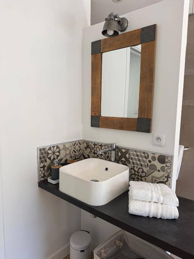Suite indépendante dans une maison in Villeneuve-Loubet, Côte méditerranéenne (France)