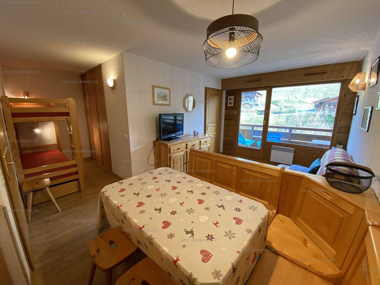 Apartamento entero, Cómodo T2 + rincón montaña cerca de pistas - 4 pers in Chinaillon, Le Grand-Bornand