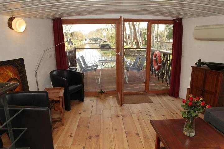 Bateau pour 6 personnes, avec terrasse et vue dans Occitanie - 2