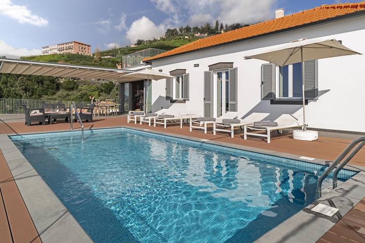 Villa für 6 Personen, mit Terrasse und Garten in Monte (Madeira)