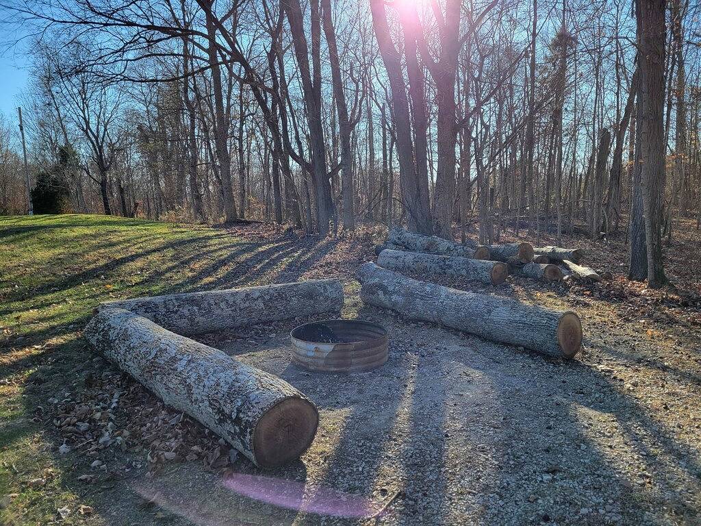 Log Cabin 5 at Osborn Boat Ramp on Patoka Lake in Patoka Lake