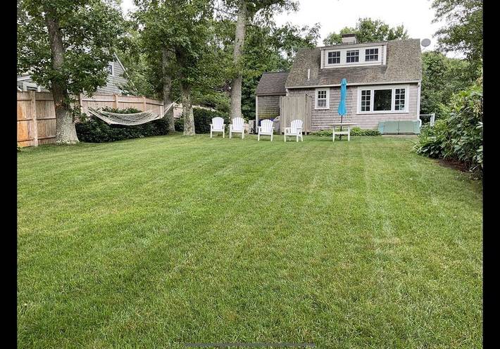 Cabin for 4 people, with yard in Cape Cod