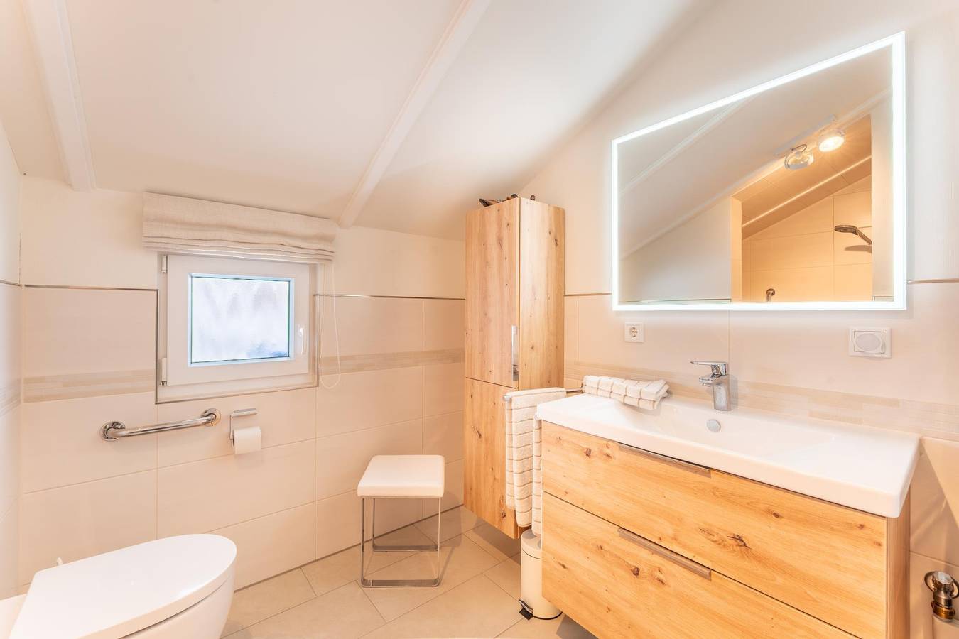 4 Personen ebenerdiges, barrierefreies Ferienhaus in erster Reihe zum See in Otterndorf in Otterndorf, Cuxland