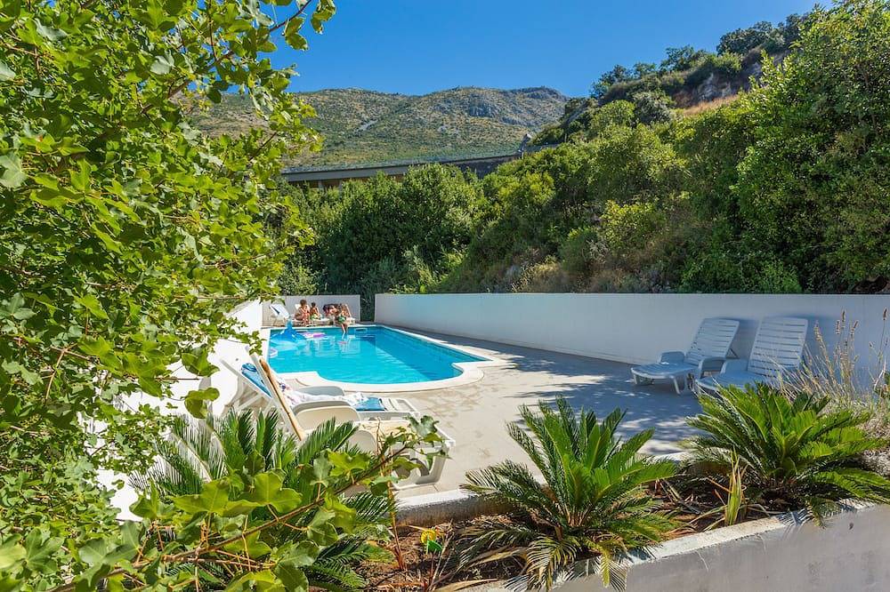 Appartamento intero, Spazioso appartamento familiare con piscina in Ragusa Vecchia, Dubrovnik-Neretva