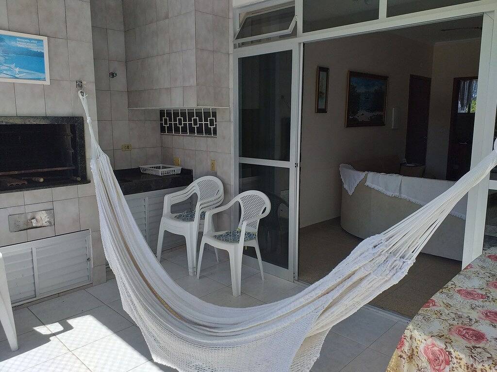 Ganze Wohnung, Große Wohnung, für 8 Personen, zwei Blocks von der wilden Strand - Caioba in Matinhos, Paraná