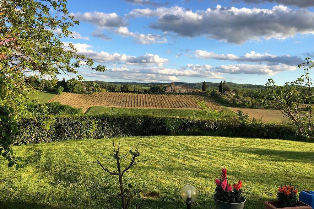 Geheel appartement, Onder de Toscaanse zon in Monteroni d'Arbia, Provincie Siena