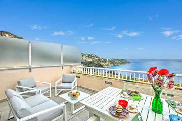 Appartement De Vacances pour 4 Personnes dans Roquebrune-Cap-Martin, Région de Nice, Photo 1