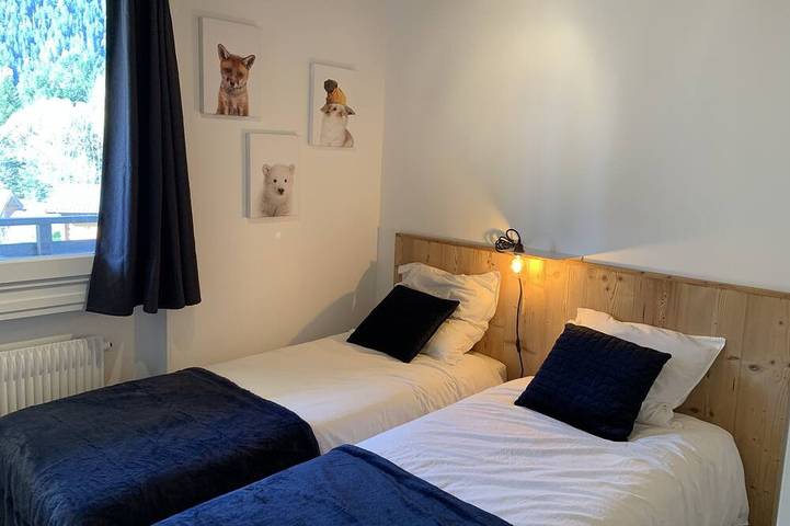 Entire apartment, Bright, comfortable apartment with a large balcony and a view of Mont Blanc in Brevent-Flegere, Chamonix-Mont-Blanc