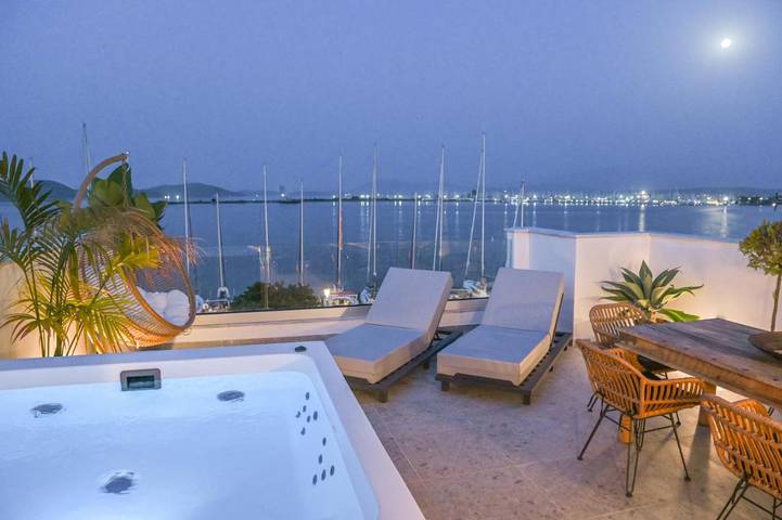Ferienwohnung für 2 Personen, mit Balkon und Terrasse sowie Ausblick
