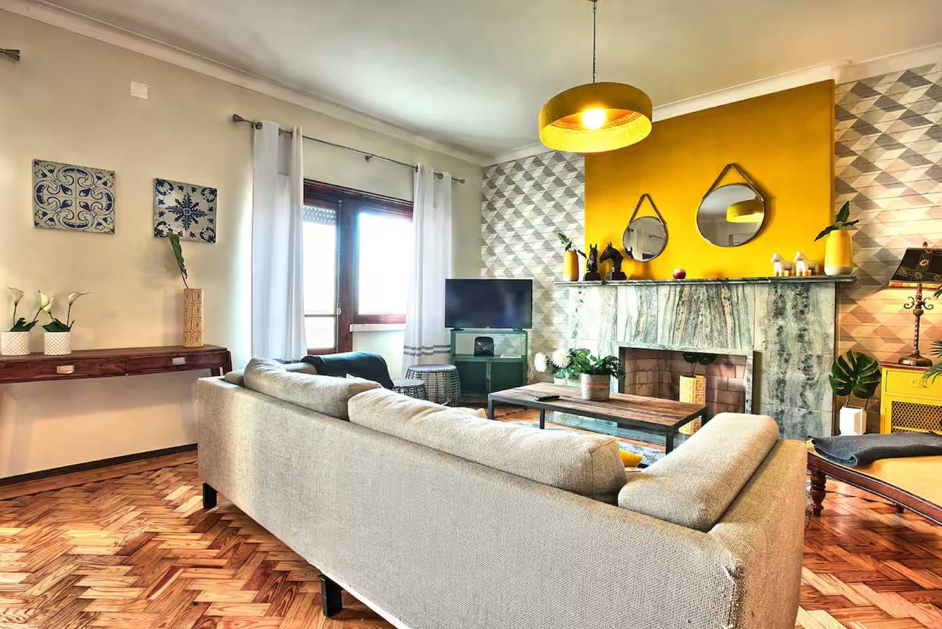 Apartamento entero, Apartamento 'Apolónia Terrace' con terraza privada y Wi-Fi in São Vicente de Fora, São Vicente (Lisboa)