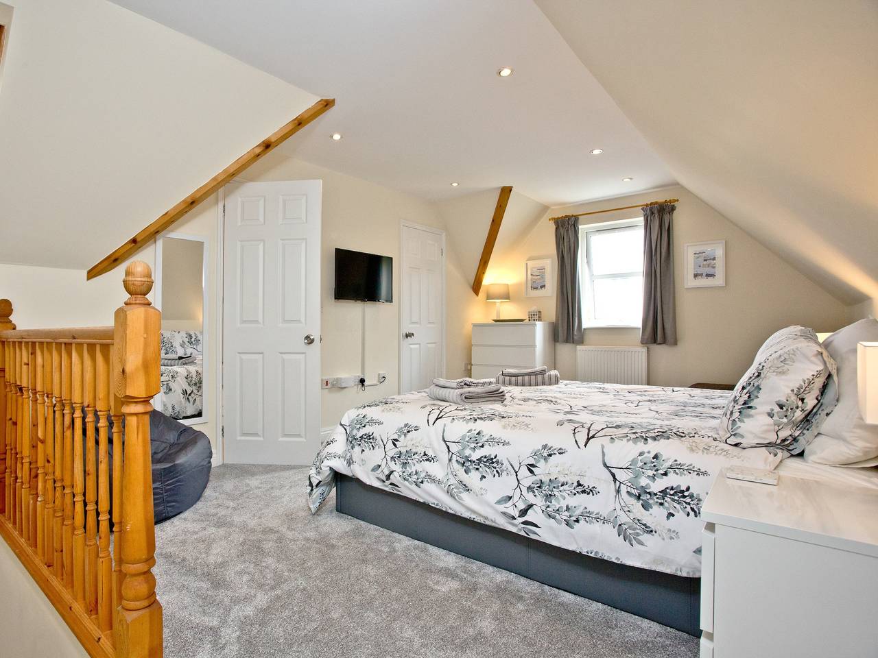 Entire apartment, Coastal Gem in Melcombe Regis, Weymouth