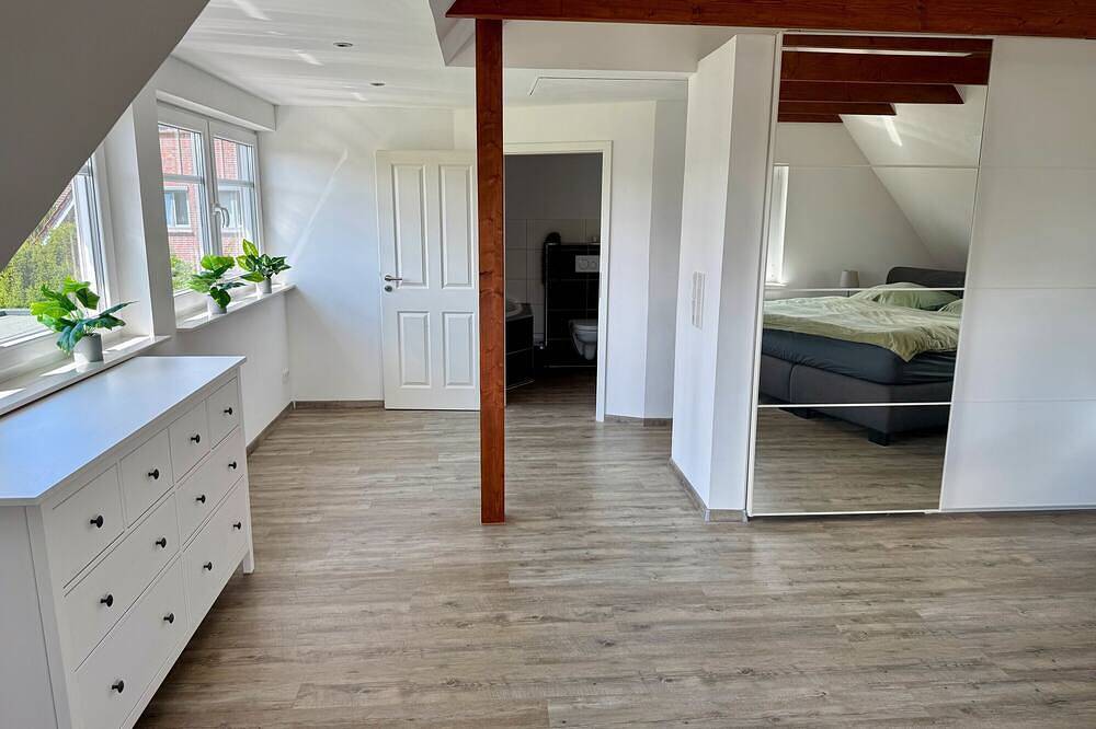 Ferienhaus 'Neeborg' mit privater Terrasse, privatem Garten und Wlan in Zetel, Metropolregion Bremen-Oldenburg