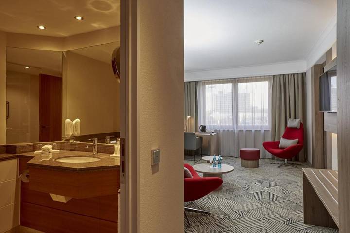 Hotel für 2 Personen, mit Whirlpool und Terrasse sowie Garten und Pool in Laatzen - 4