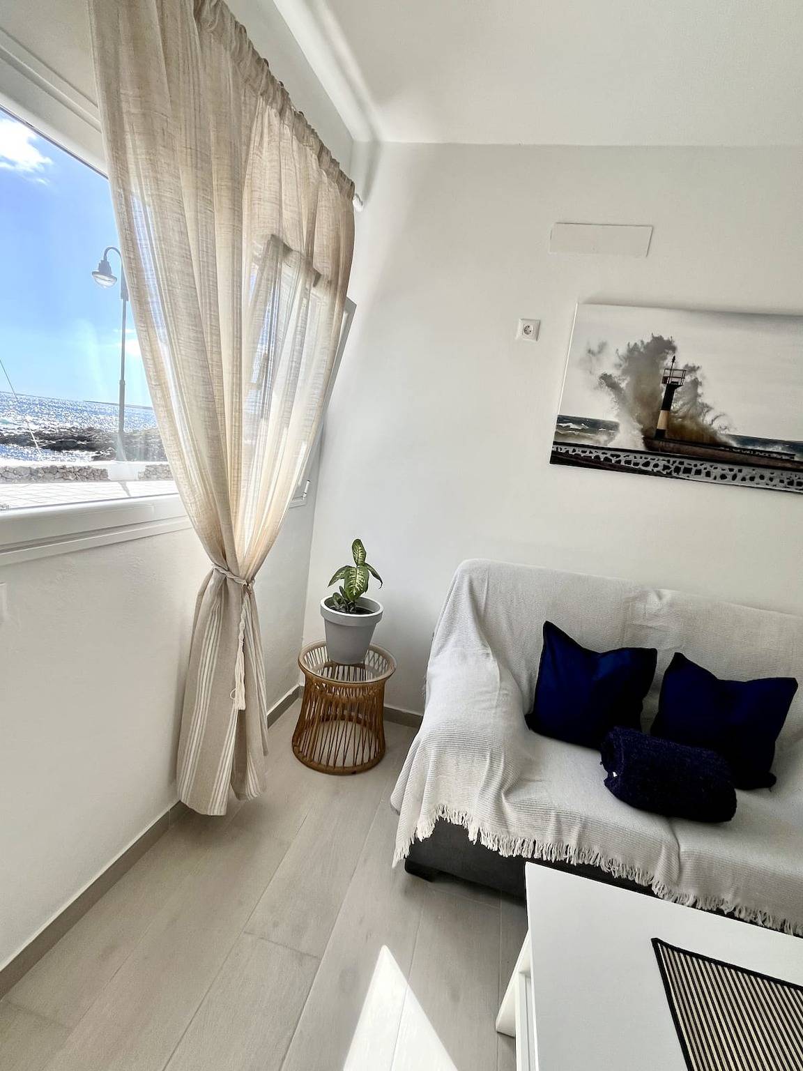Appartement entier, Appartement de vacances pour 2 personnes avec terrasse in Punta de las Mujeres, Haría