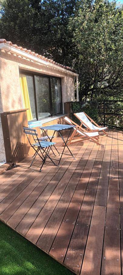 Gîte pour 2 personnes, avec jacuzzi et terrasse à Le Revest-les-Eaux - 2