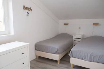 Villa for 6 Guests in Den Haag, North Sea Netherlands, Picture 4