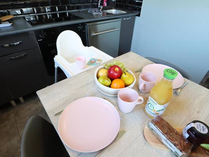 Location de vacances pour 6 personnes, avec terrasse et piscine à Signy-le-Petit - 3