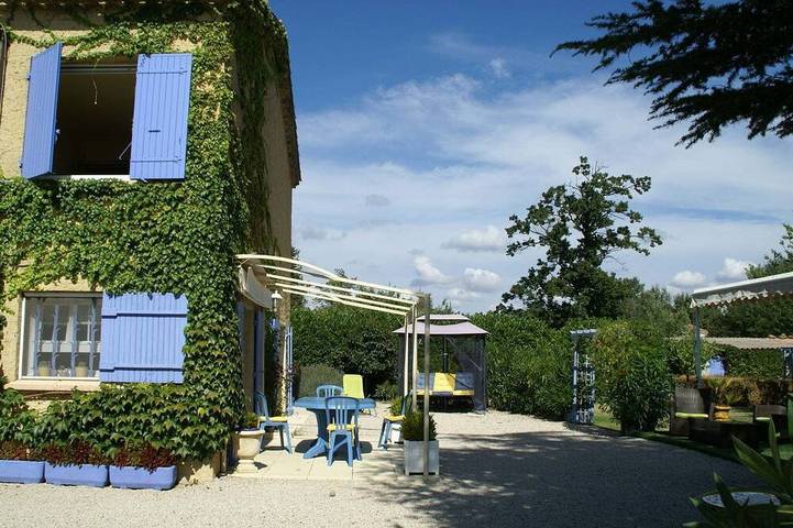 Ferienhaus für 5 Personen, mit Terrasse und Pool sowie Garten, mit Haustier - 1