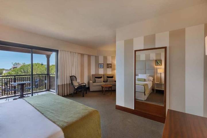 Ganze Wohnung, El Rompido Resort - Das Hotel von Sunday - Familienzimmer in El Rompido, Cartaya
