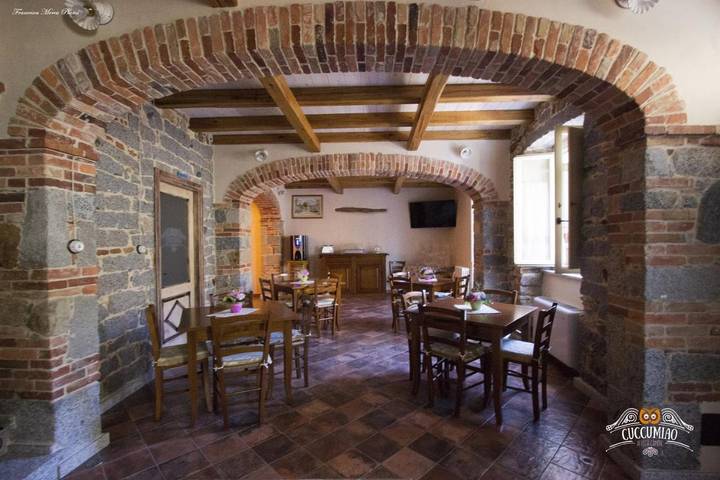 Maison d’hôte pour 2 personnes, avec terrasse ainsi que piscine et vue à Sòrgono