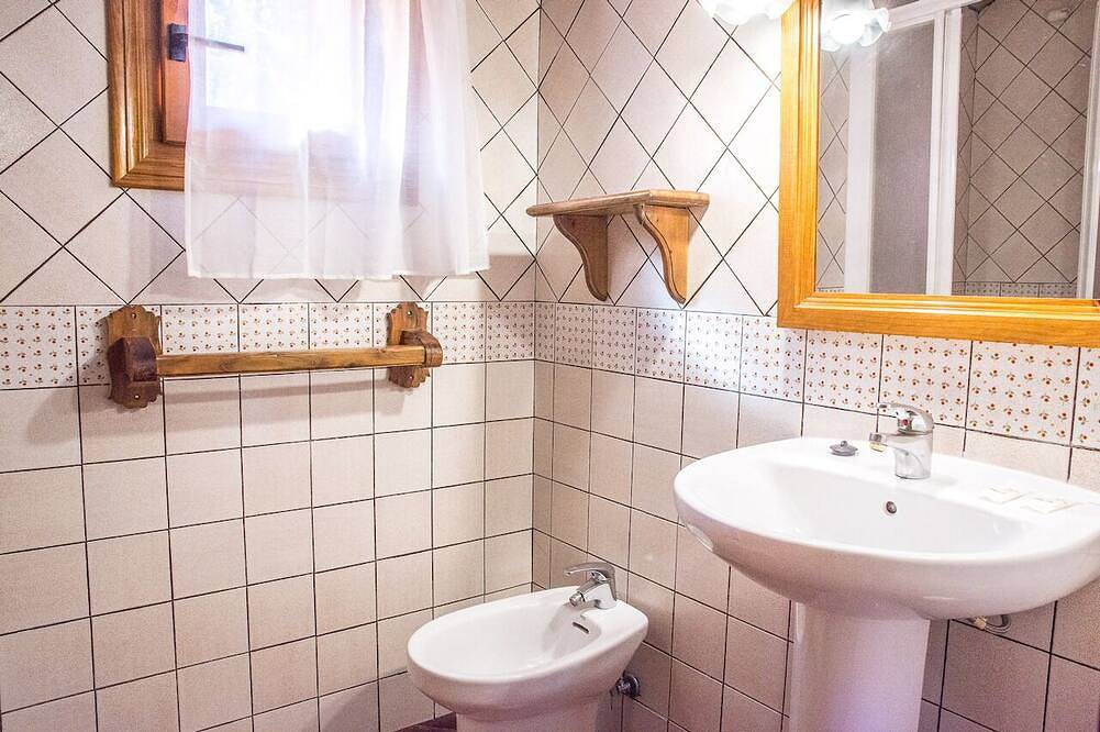 Stone house n��3 for 4 people, Batan Rio Tus in Yeste, Calares del Mundo y de la Sima