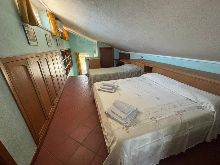 Appartement de vacances pour 2 personnes, avec Balcon et Terrasse ainsi que Jardin et Vue à Carrù