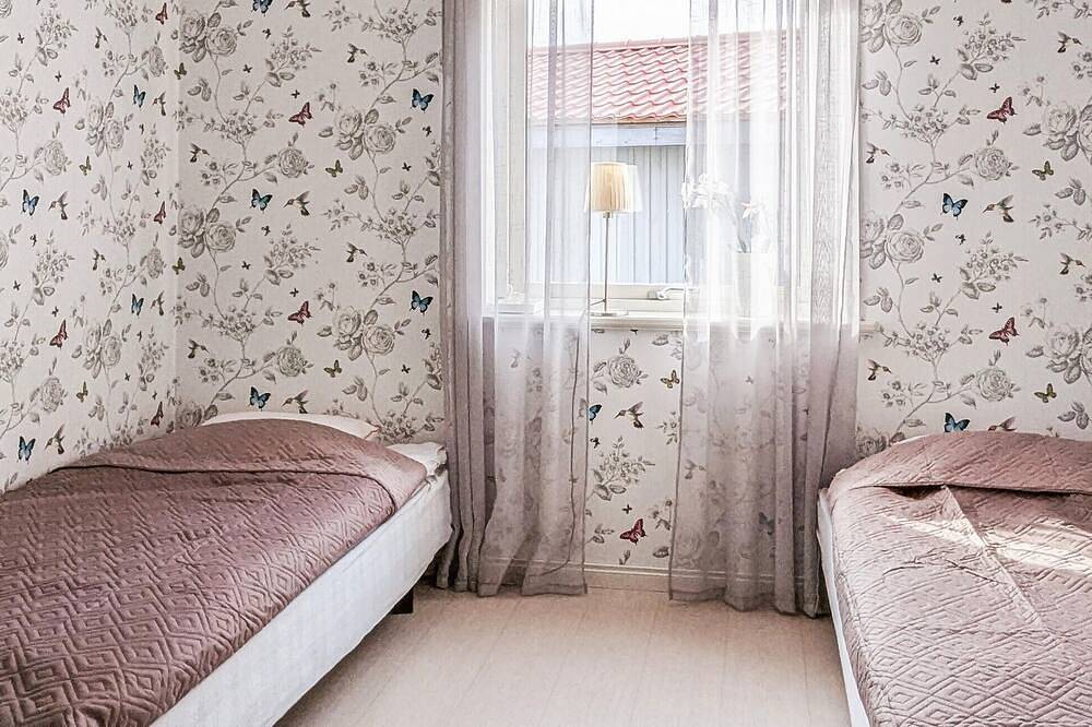 Hus för 6 Personer med trädgård in Borlänge, Dalarna
