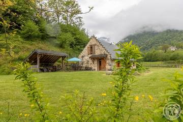 Gîte pour 6 personnes, avec jardin et terrasse à Beaudéan