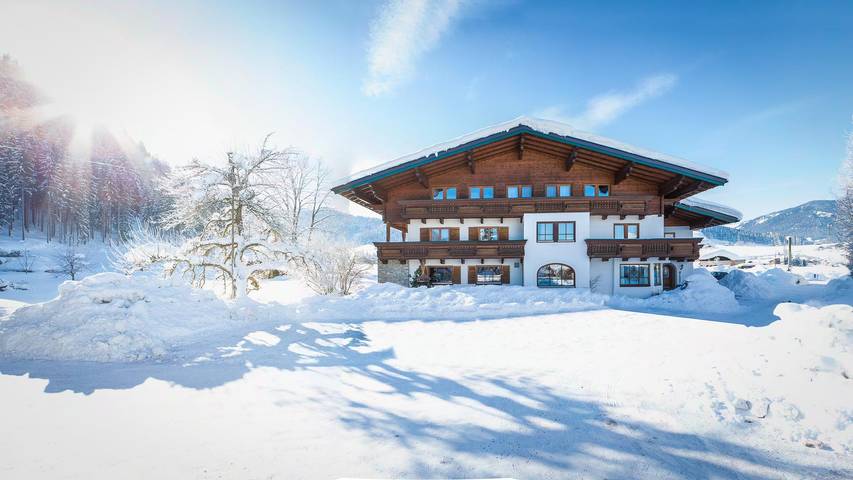 Pension für 4 Personen, mit Sauna und Garten, kinderfreundlich in Altenmarkt im Pongau