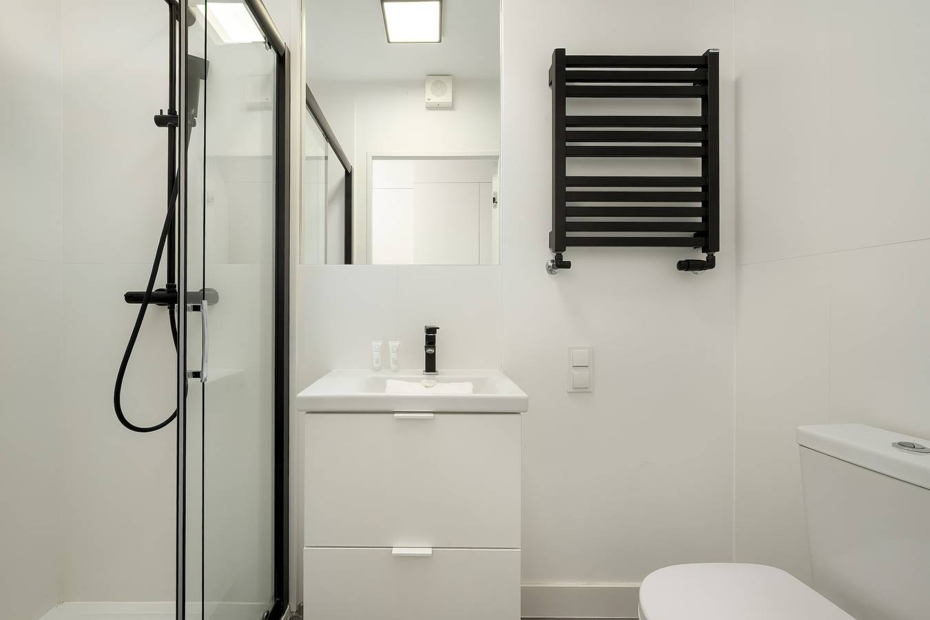 Studio entier, Legnicka Cozy & Modern Studio in Wroclaw by Noclegi Renters in Wrocław, Bas-Silésie