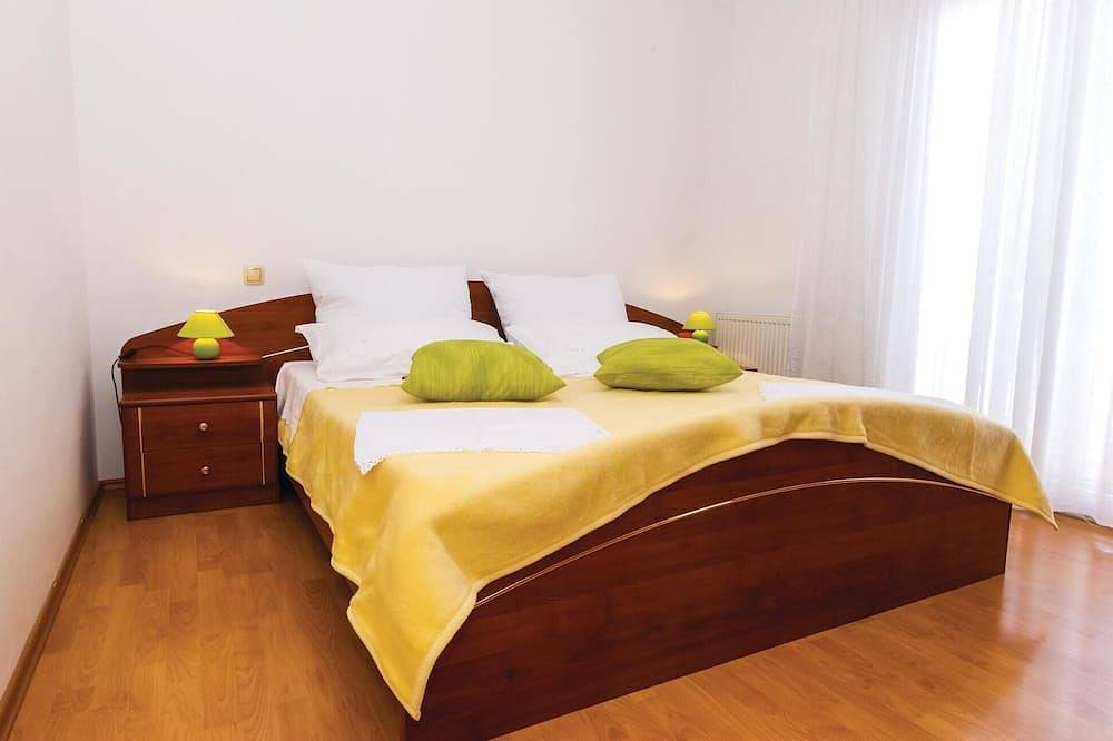 Ganze Wohnung, Haustierfreundliches Apartment in Biograd mit. in Biograd na Moru, Zadar