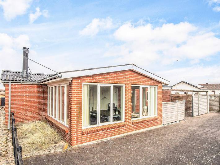 Ferienhaus für 8 Personen, mit Terrasse und Garten in Thorsminde