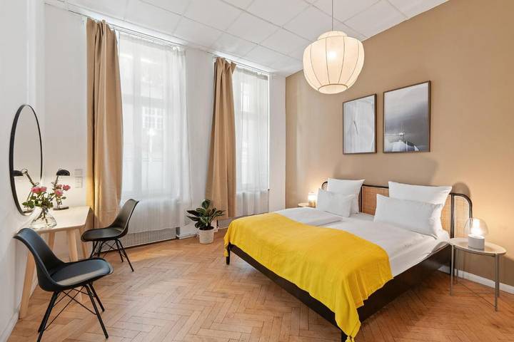 Ferienwohnung für 9 Personen, mit Whirlpool und Sauna in Wilmersdorf Berlin - 3