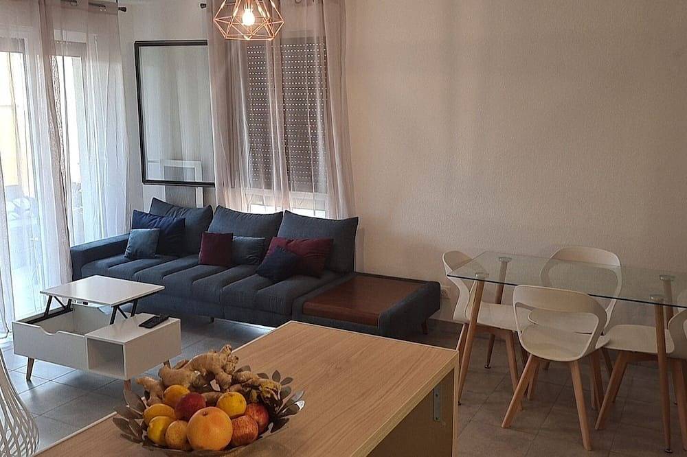 Entire apartment, Cosy two-bedroom apartment in Croix d'Argent, Montpellier