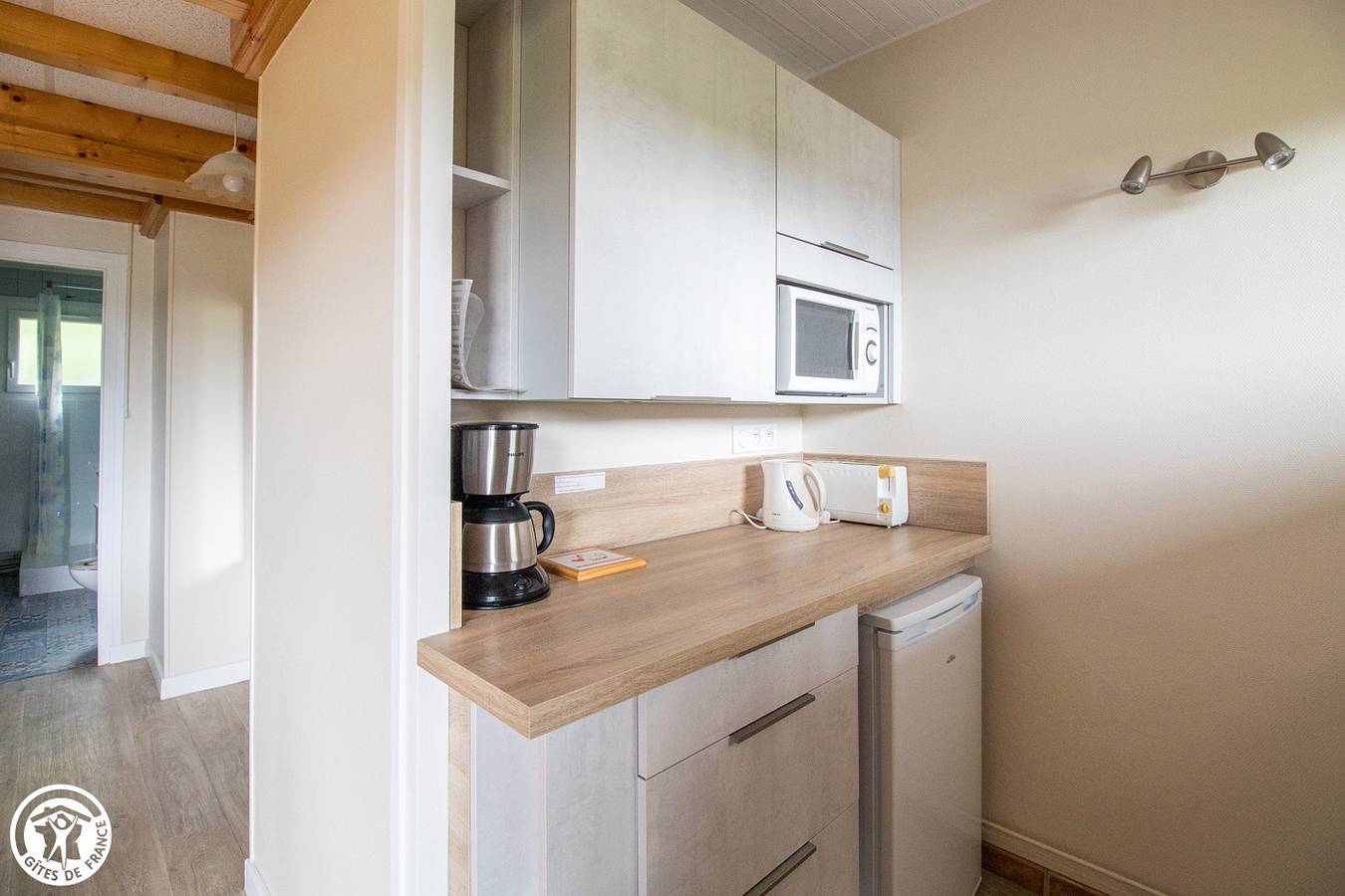 Villa fleurie Appartement n°3, 2ème étage in Besse-et-Saint-Anastaise, Parc naturel régional des Volcans d'Auvergne
