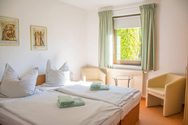 Ferienwohnung für 8 Personen, mit Terrasse und Garten in Struppen - 4