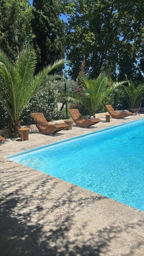 Apartamento de vacaciones para 4 personas, con terraza y vistas además de jardín y piscina - 1