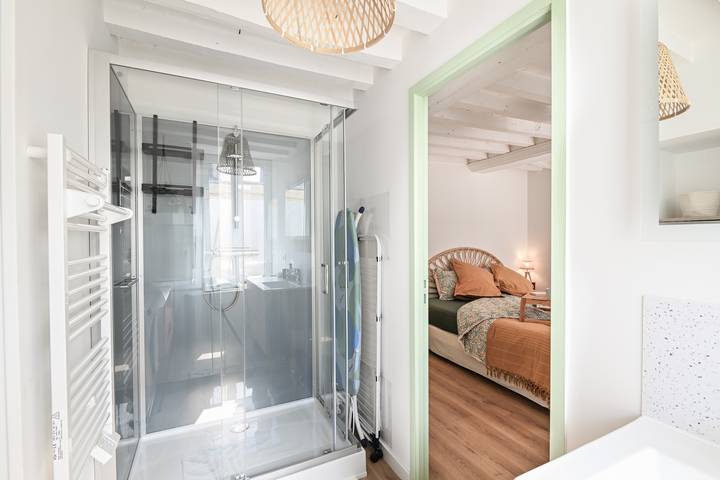 Ganze Wohnung, Ferienwohnung für 2 Personen mit Ausblick in Saint-Benoît-de-l'Aure, Bayeux und Umgebung