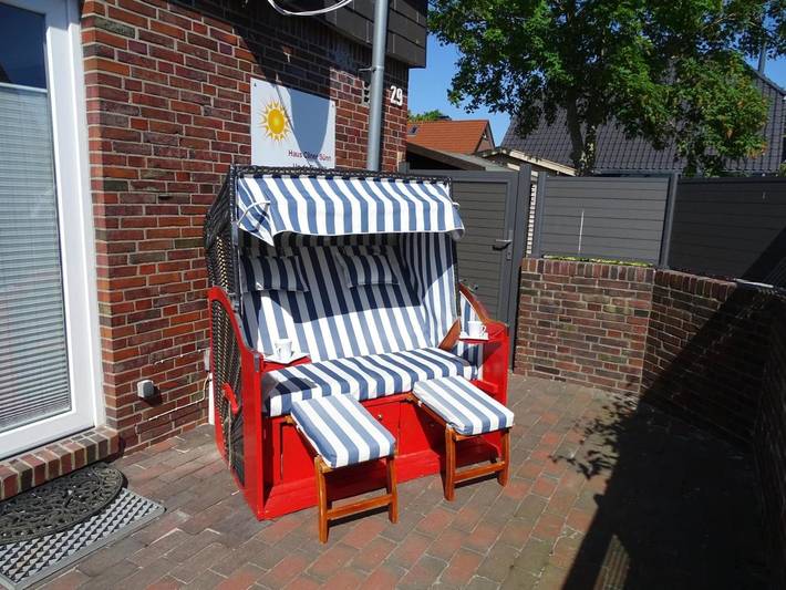 Ferienwohnung für 9 Personen, mit Terrasse und Garten in Carolinensiel - 3